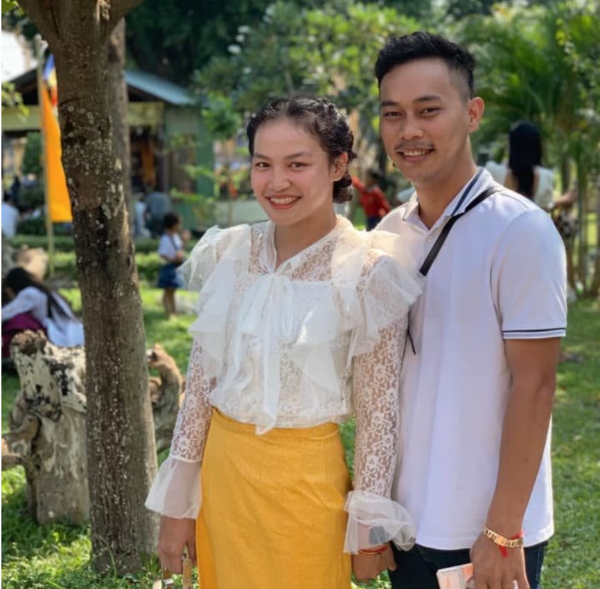កូនស្រីលោក អេ ភូថង​ និងស្វាមី