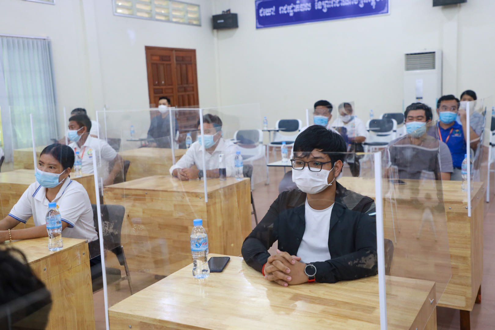 កម្មវិធីសំណេះសំណាលជាមួយក្រុមគ្រូពេទ្យព្យាបាលជំងឺកូវីដ-១៩