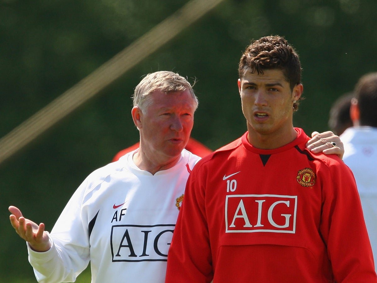 &nbsp; កីឡាករ&nbsp;Cristiano Ronaldo និង លោក Sir Alex Ferguson