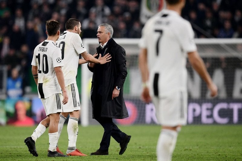 លោកគ្រូបង្វឹក Jose Mourinho ក្នុងការប្រកួតរវាង Jiventus និង Man United