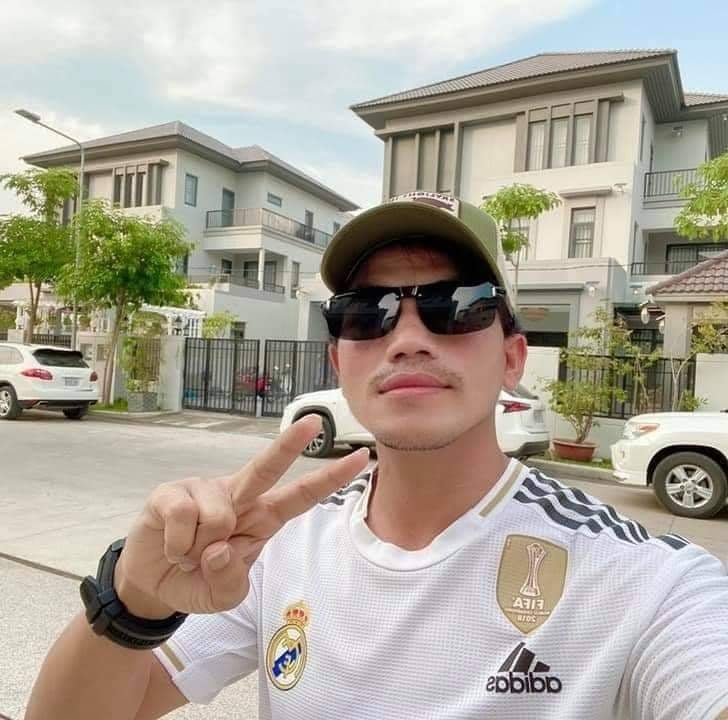 Admin ជីងចក់