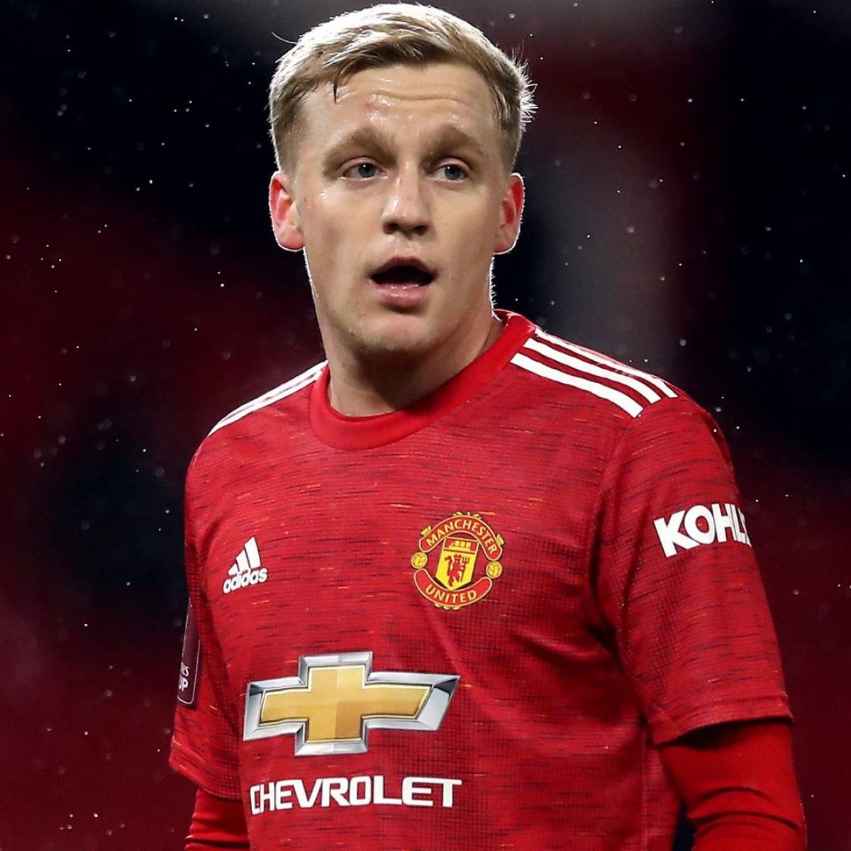 ខ្សែបម្រើ&nbsp;Donny van de Beek