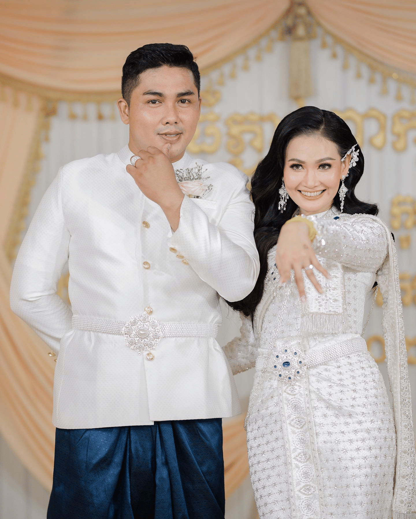 &nbsp; តារាចម្រៀងស្រី&nbsp;កែវ សុបញ្ញា និងគូដណ្តឹង