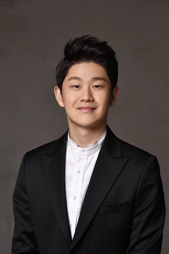 តារាចម្រៀង Choi Sung Bong
