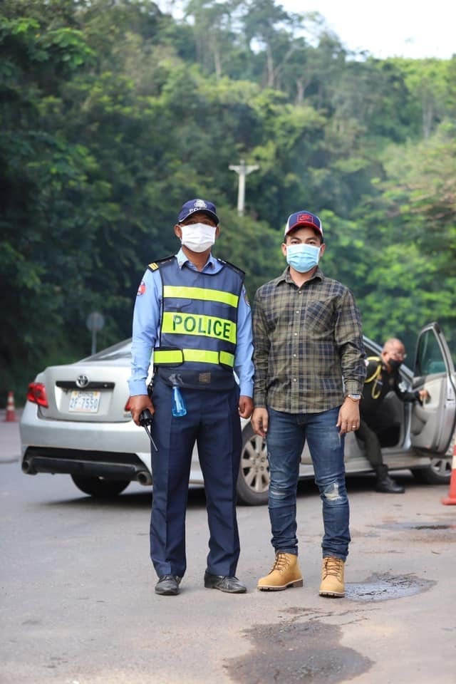 រូបភាពដែលលោក​បានបង្ហោះ