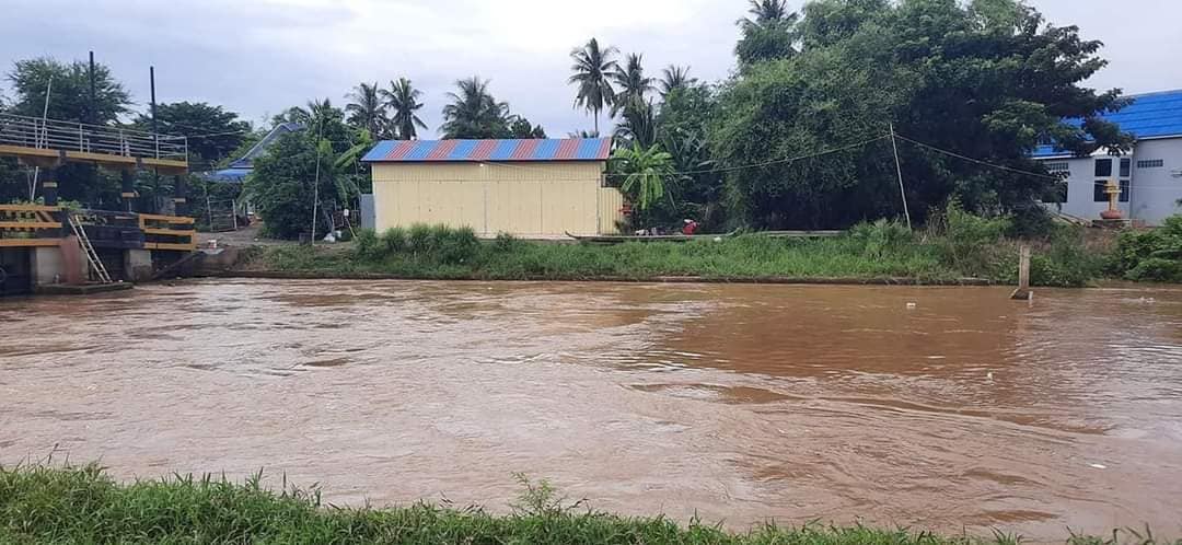 ទឹកស្ទឹង ស្រុកមង្គលបូរី ខេត្តបន្ទាយមានជ័យ