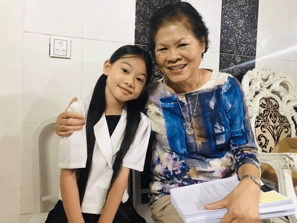 រូបភាព ជាមួយ អ្នកស្រី&nbsp;ពាន់ ភួងបុប្ផា