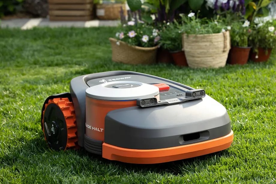 &nbsp;រ៉ូបូតម៉ាស៊ីនកាត់ស្មៅ&nbsp;Navimow