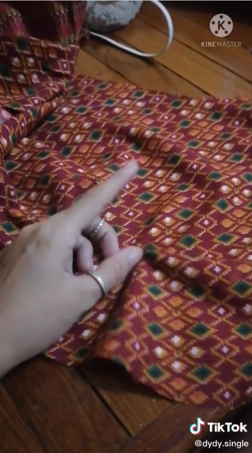 ក្រណាត់សារ៉ុងយកមកកាត់តាម
