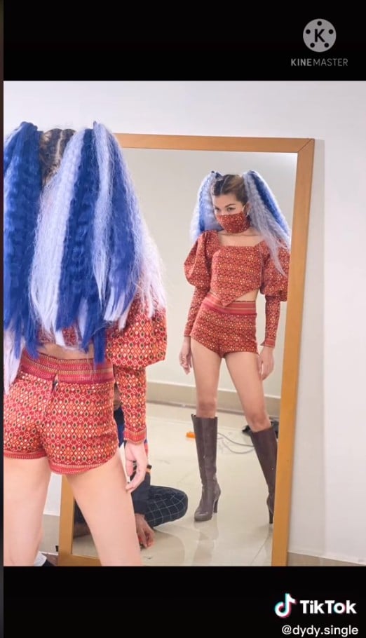 បន្ទាប់ពីកាត់ហើយ