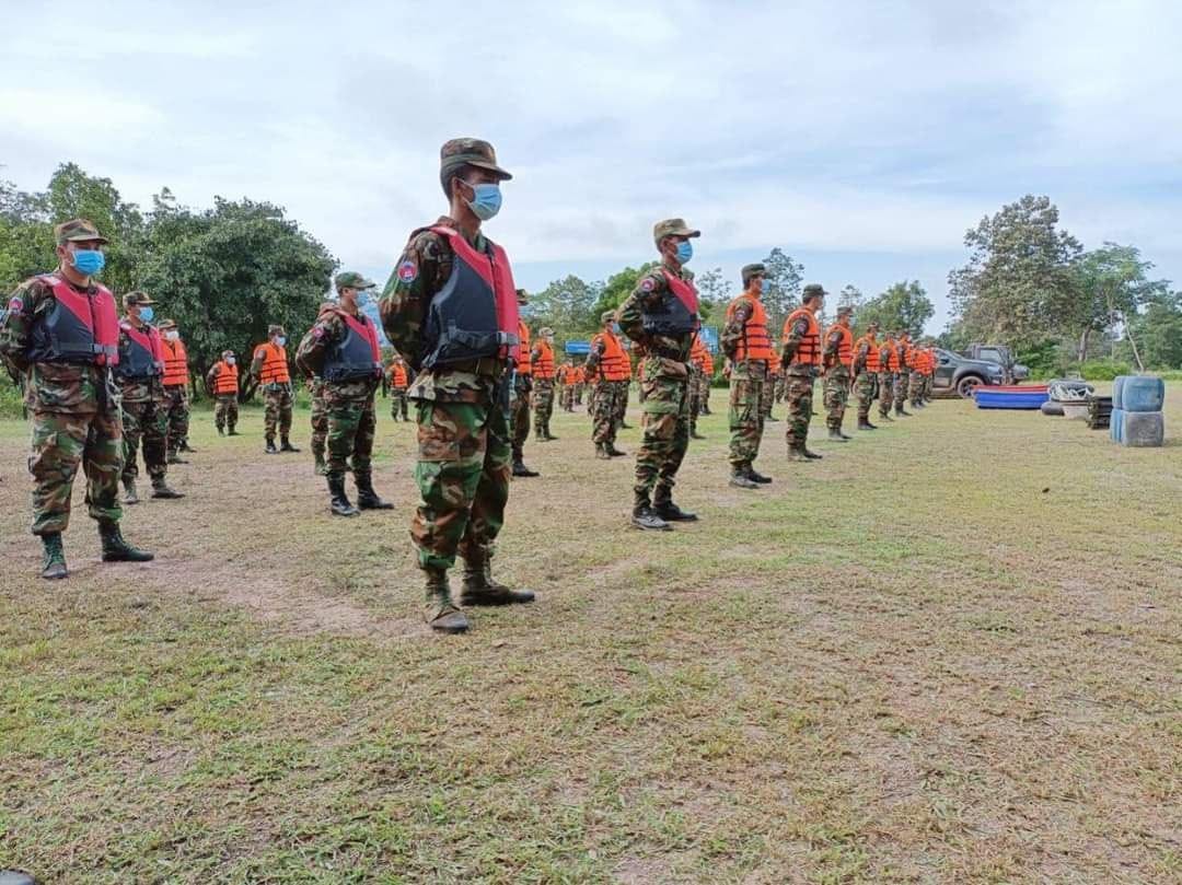 រូបភាព (កងទ័ពជើងគោកនៃកងយោធពលខេមរភូមិន្ទ)