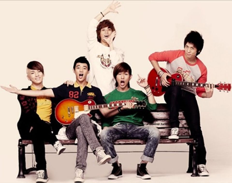 SHINee