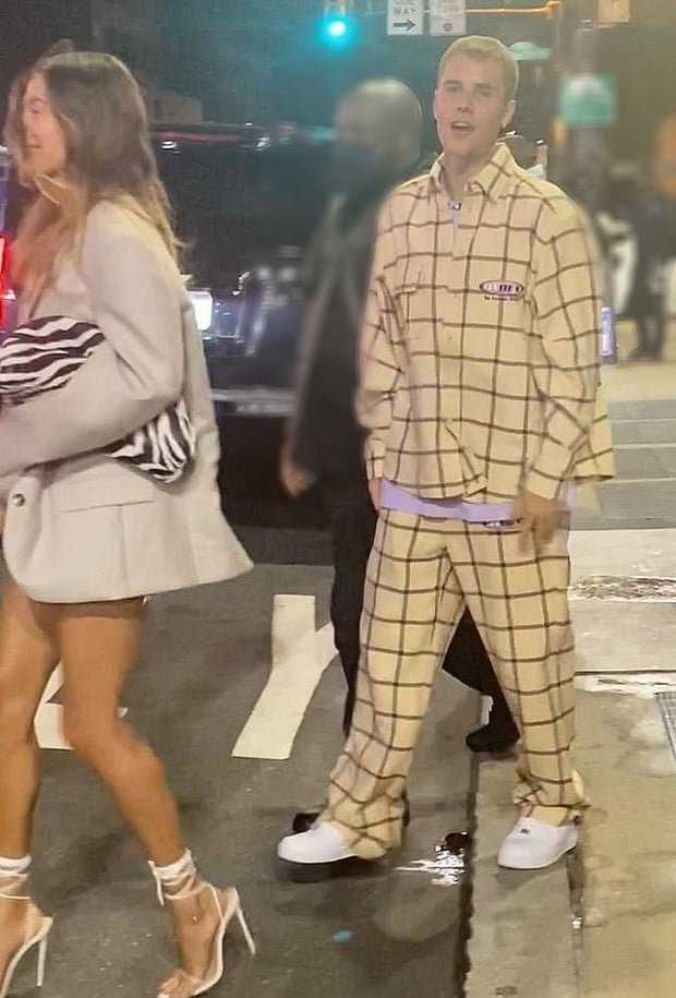 Justin និង ភរិយា