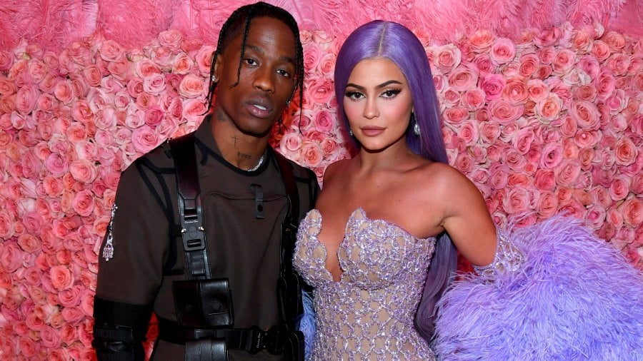 Travis scott និង  Kylie Jenner