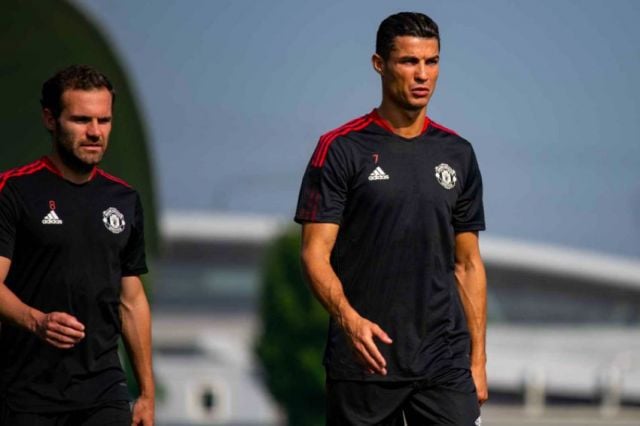 Ronaldo និង Mata