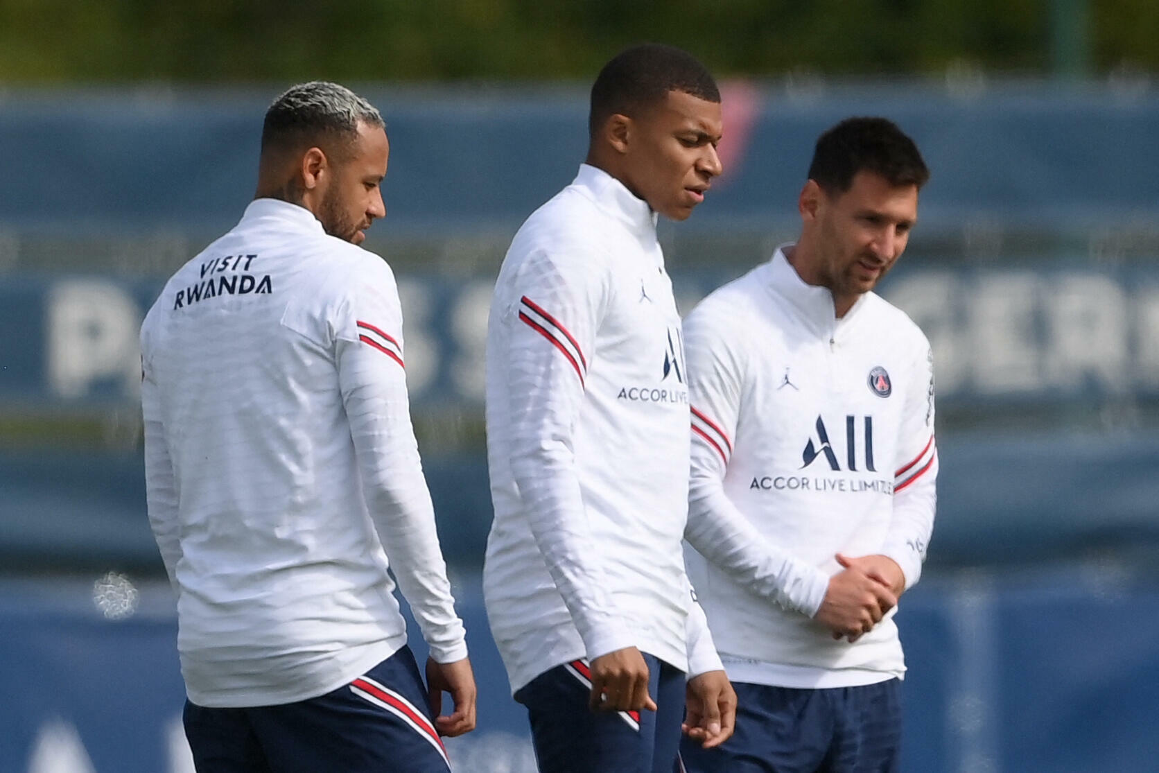 ខ្សែប្រយុទ្ធ Neymar Jr.,Kylian Mbappe និង Lionel Messi