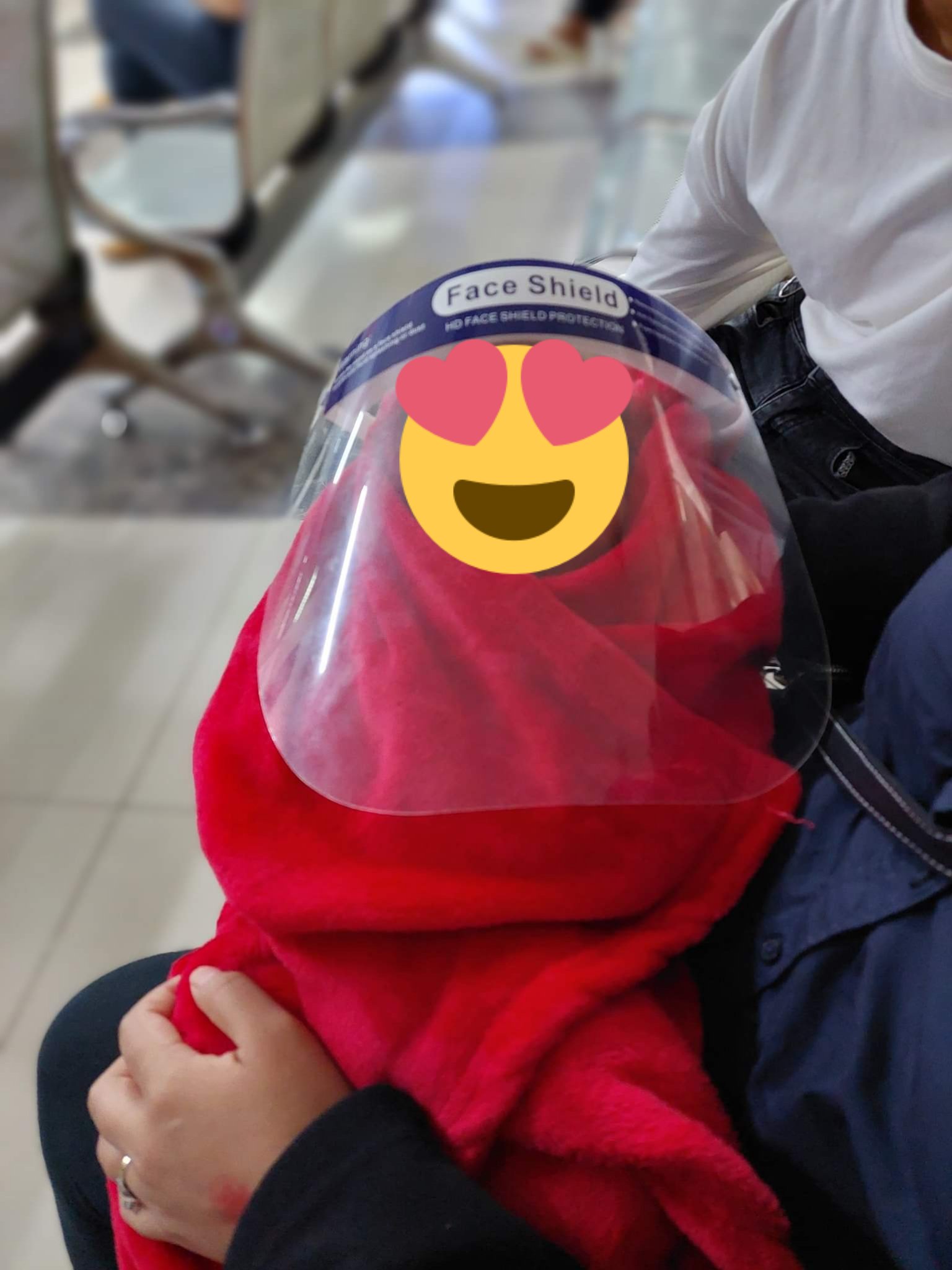 លោក យឿន ពិសី និងកូន