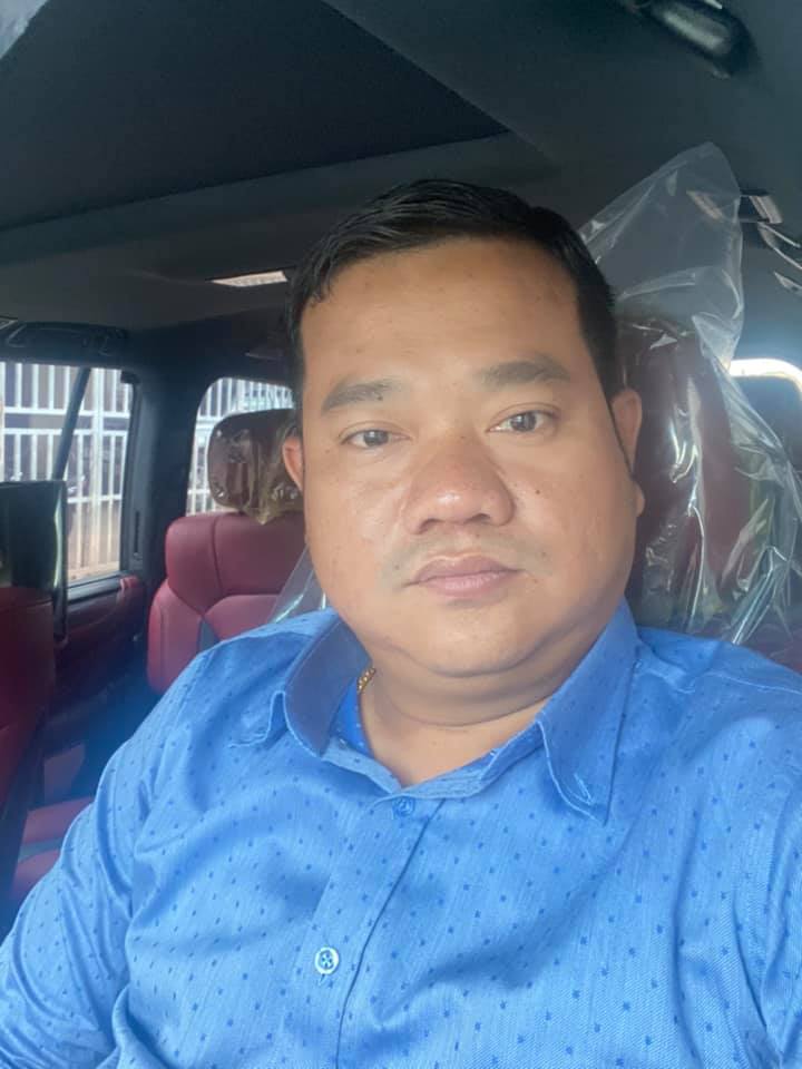 ពូម៉ៅ