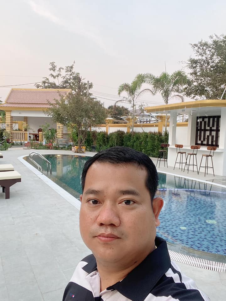 ពូម៉ៅ