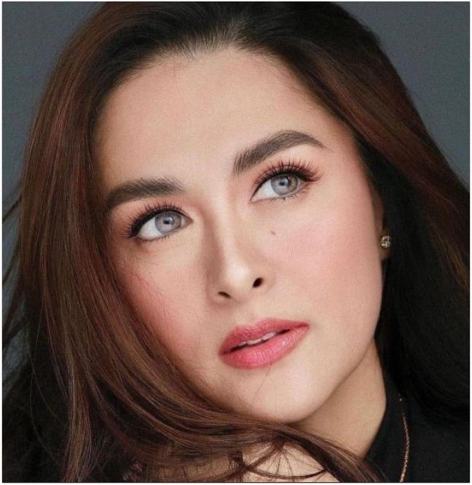 Marian Rivera បង្ហាញពីកែវភ្នែកដ៏ស្រស់ស្អាតរបស់ខ្លួន