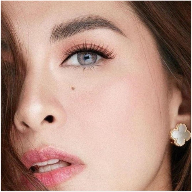 Marian Rivera បង្ហាញពីកែវភ្នែកដ៏ស្រស់ស្អាតរបស់ខ្លួន