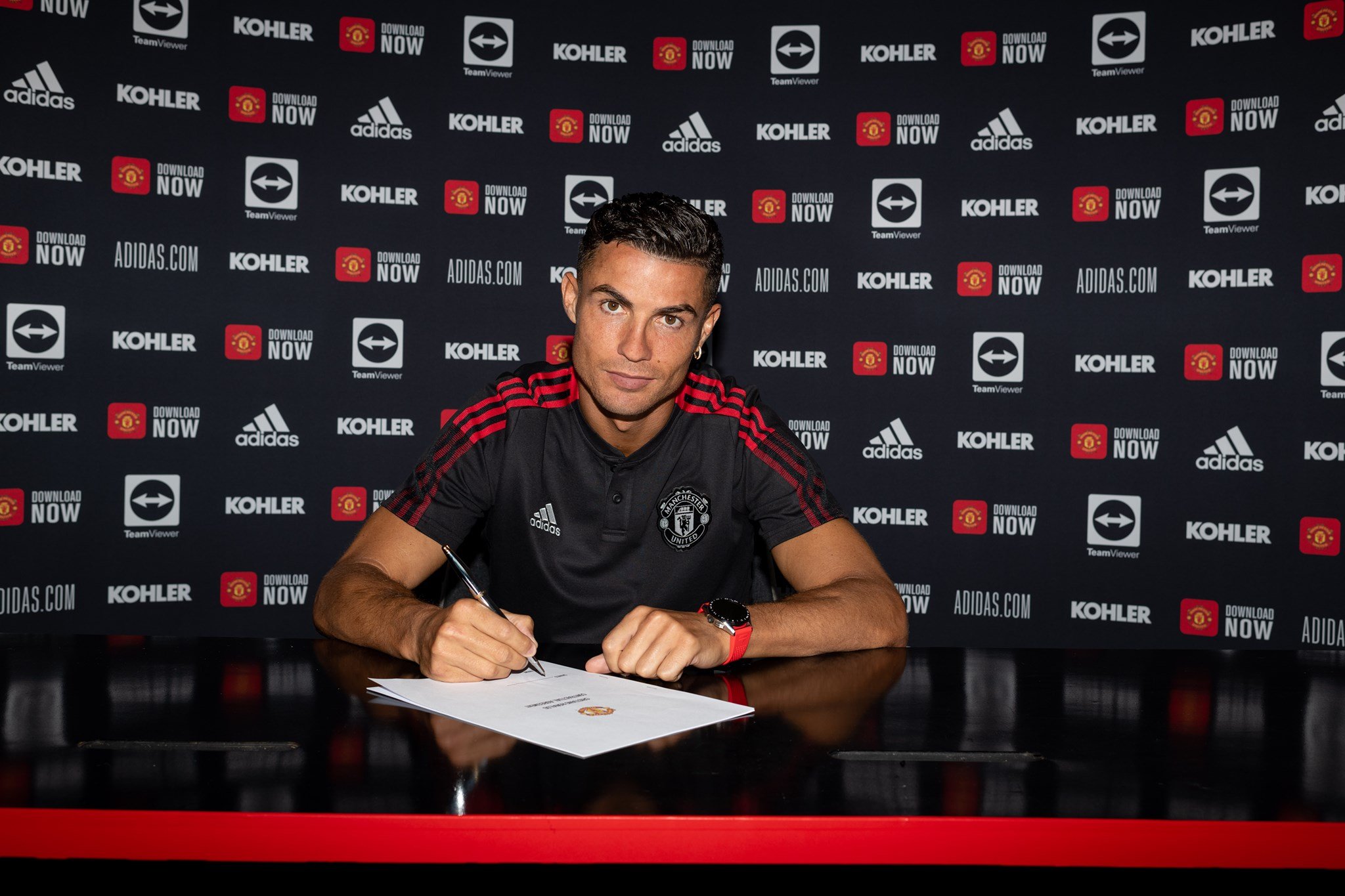 កីឡាករ Cristiano Ronaldo