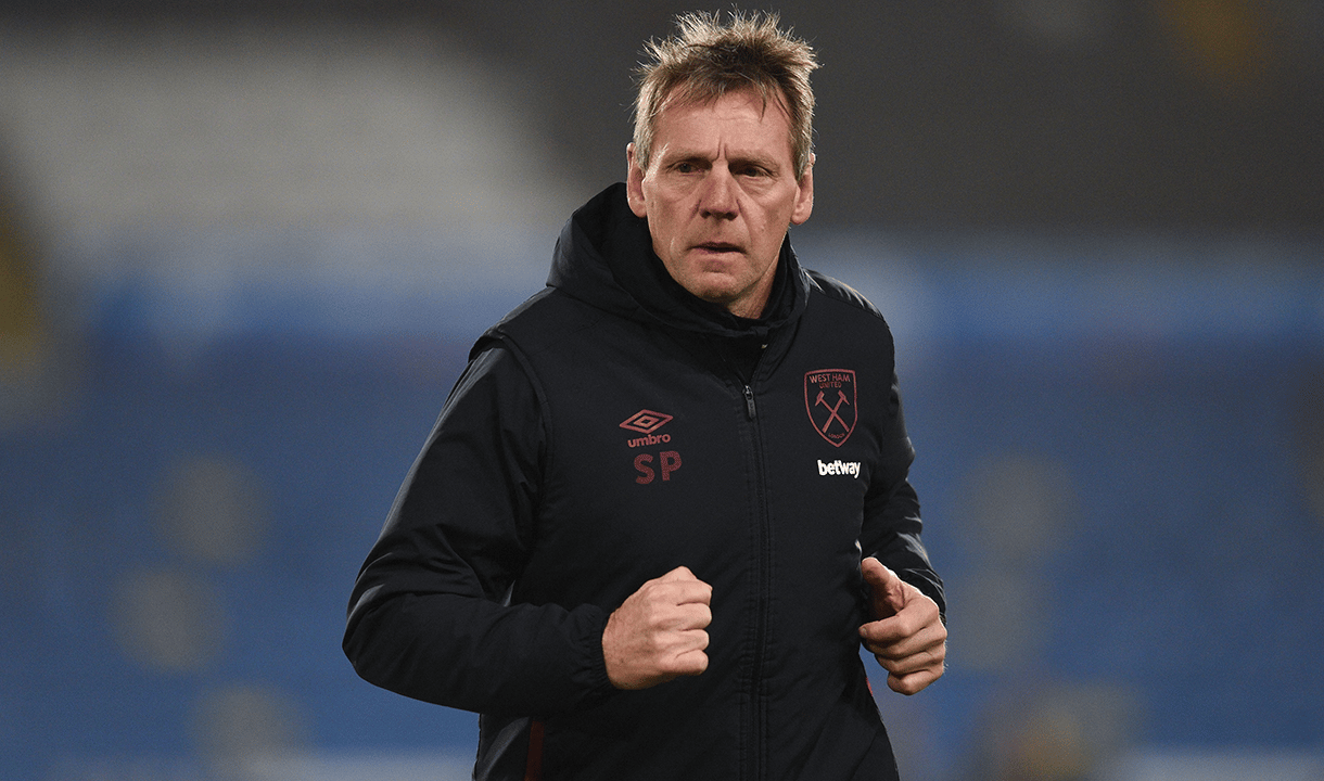 លោក Stuart Pearce