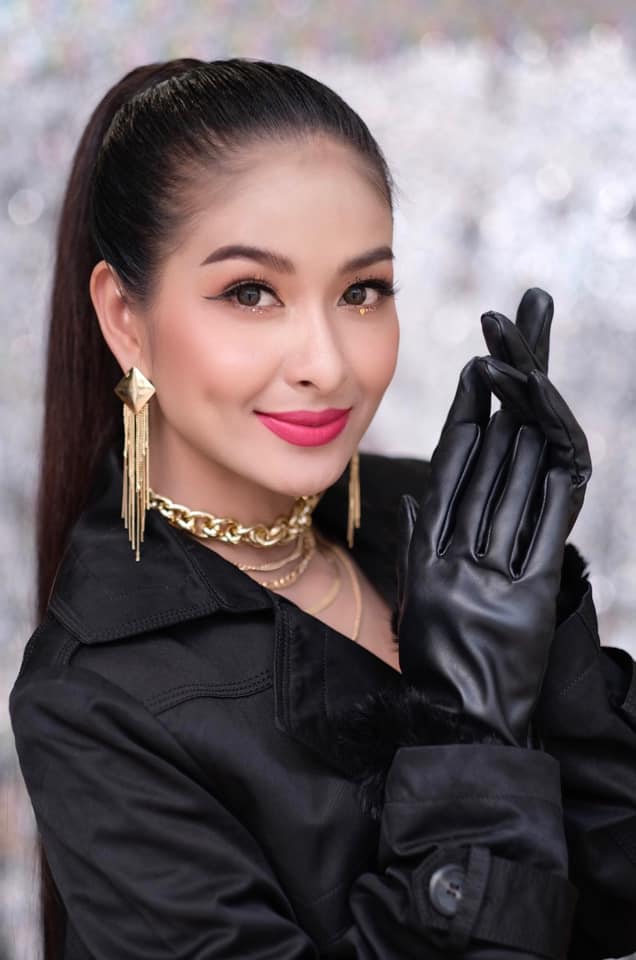 ហង្ស ម៉ារីនី