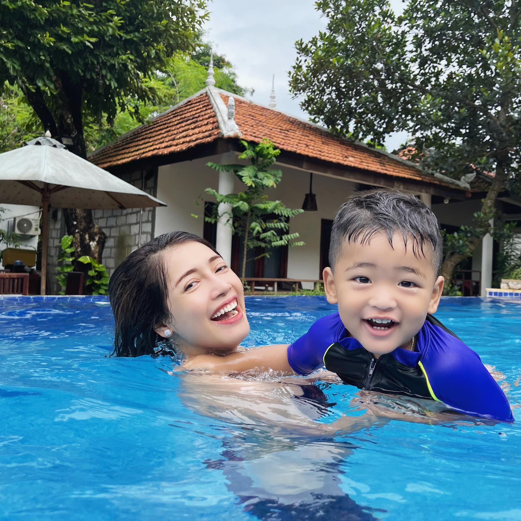 &nbsp; តារាស្រី ផាន់ ផាត់ណានិងកូនប្រុស