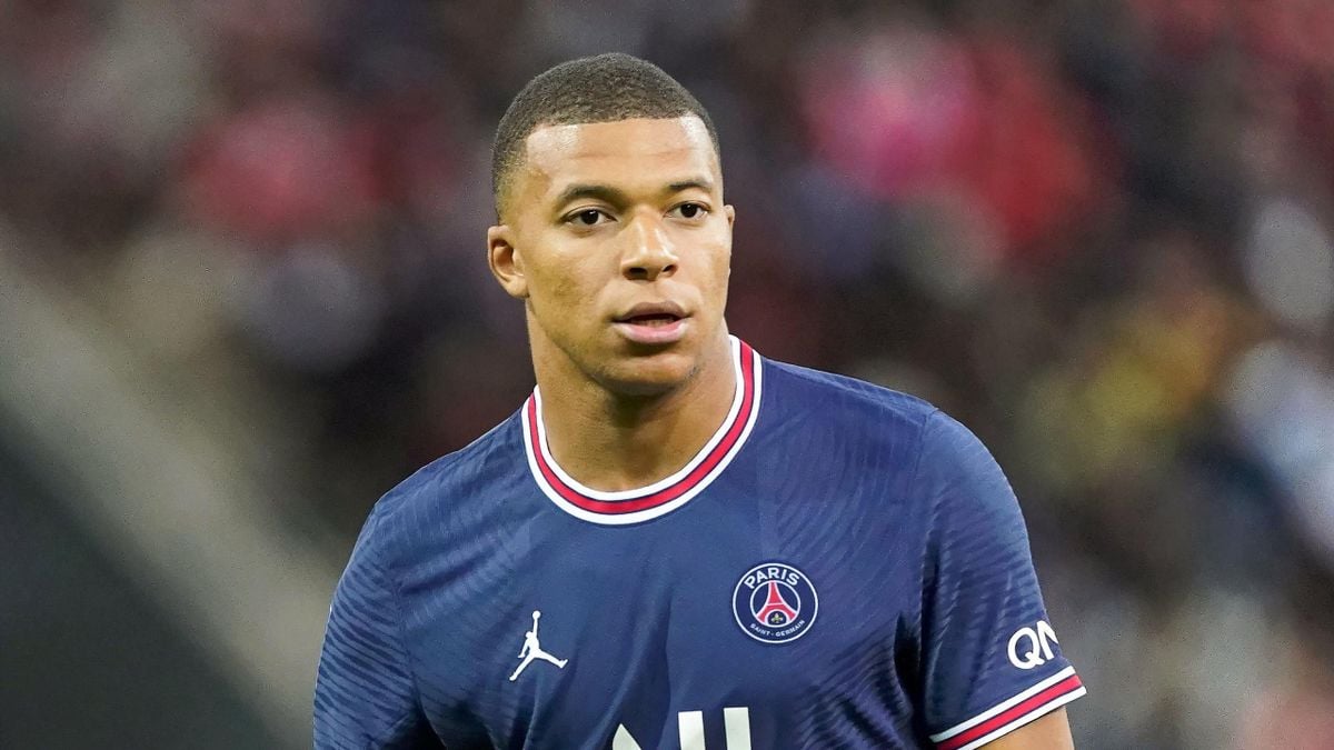 កីឡាករ Kylian Mbappe