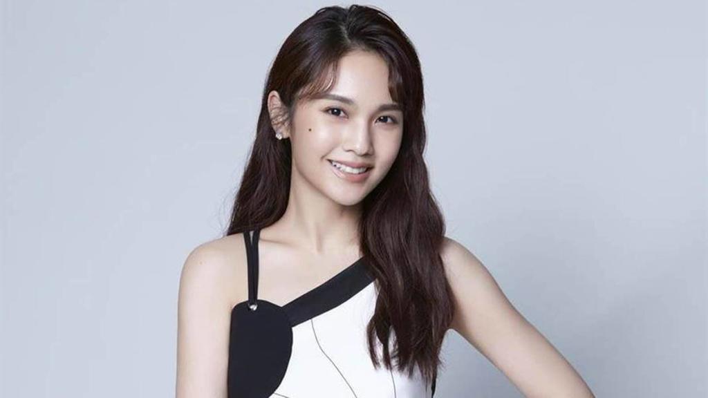 Rainie Yang