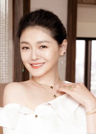 &nbsp;Barbie Hsu