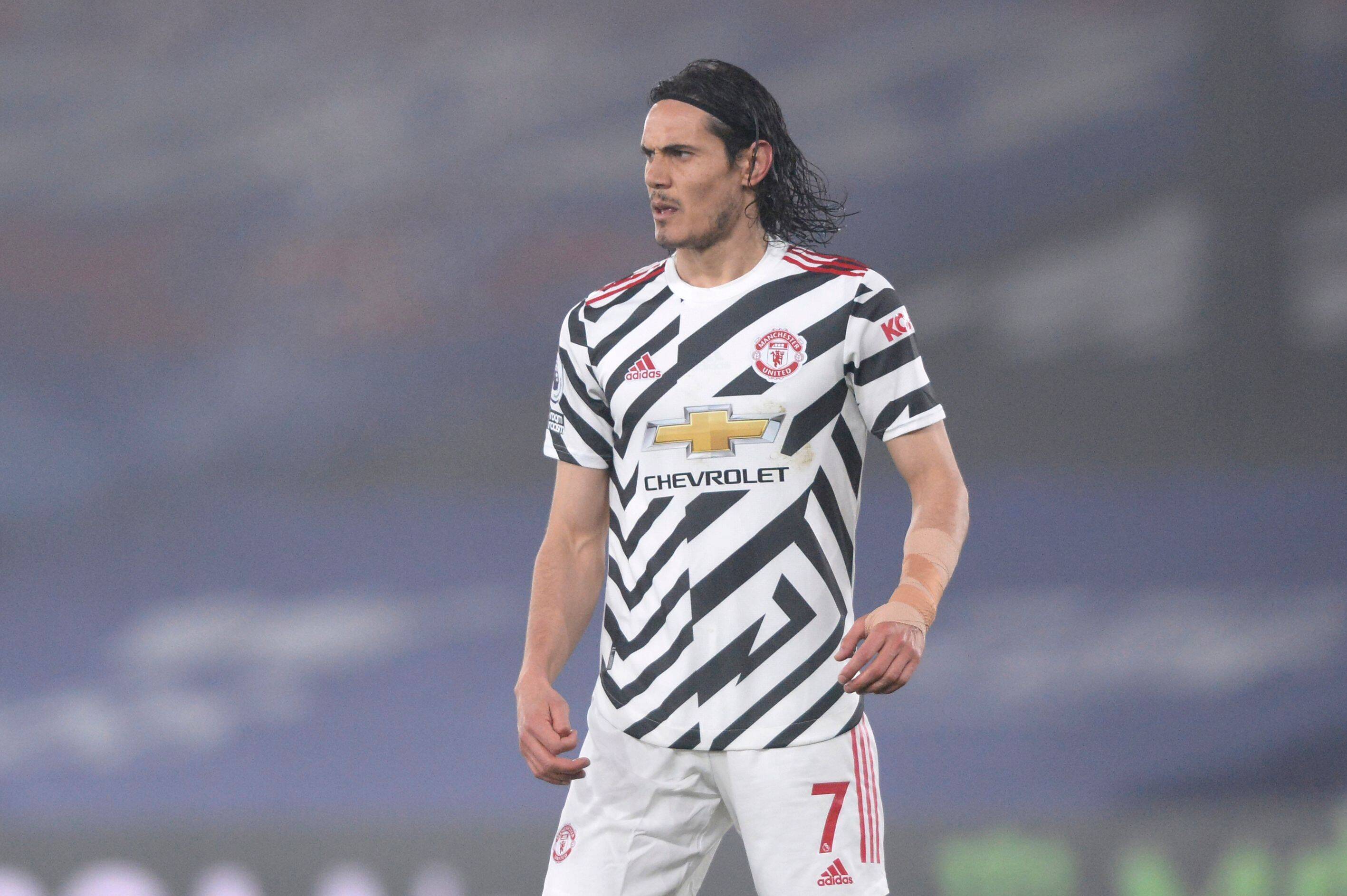ខ្សែប្រយុទ្ធ&nbsp;Edinson Cavani