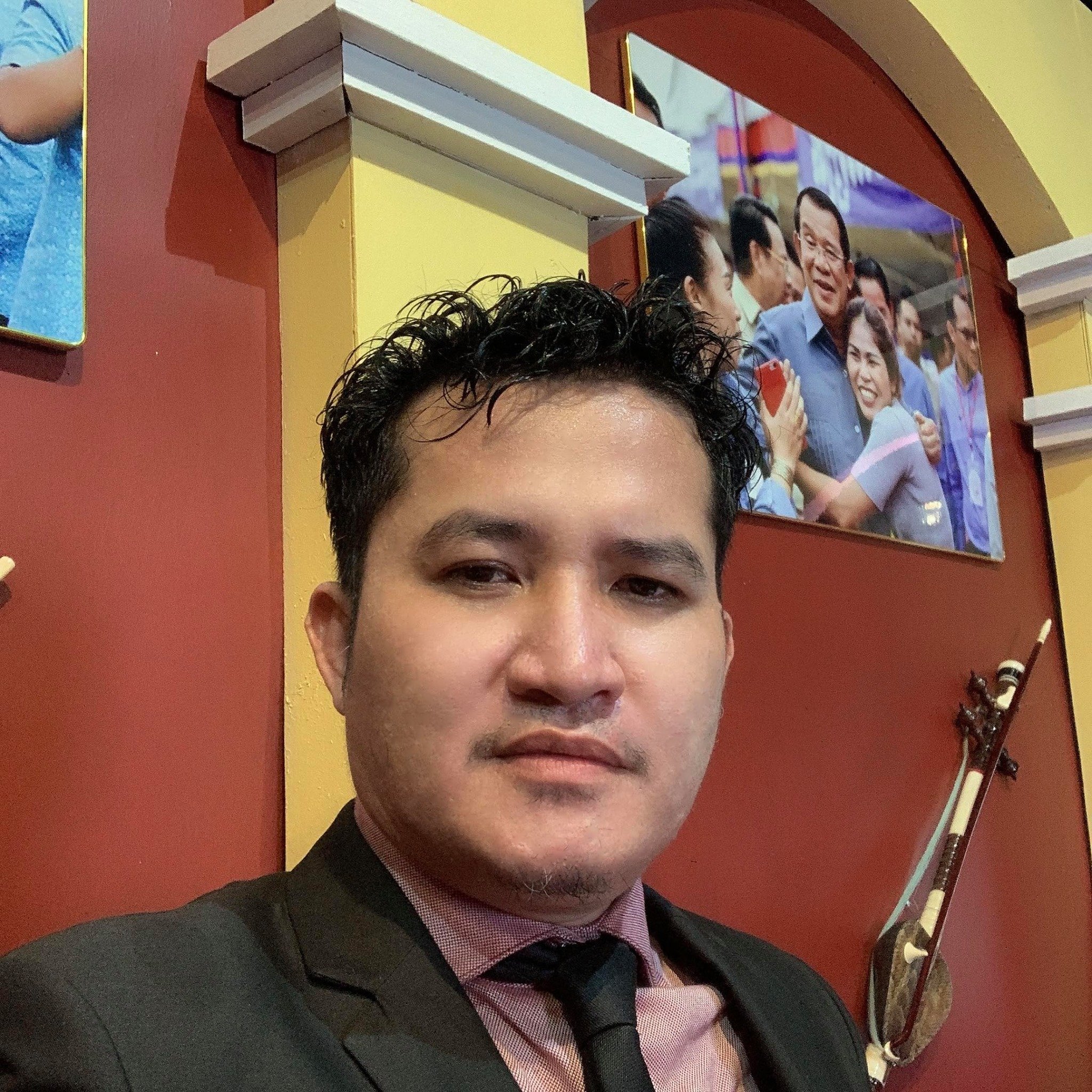 &nbsp; &nbsp;លោក&nbsp;អ៉ឹង​ រដ្ឋា