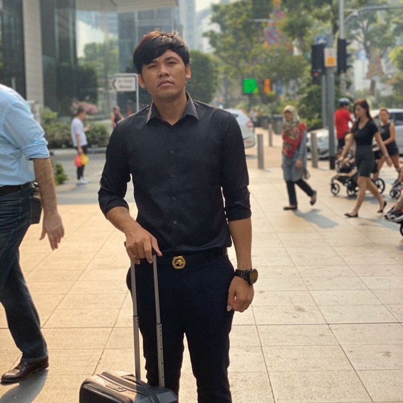 អ្នកឧកញ៉ា ឡេង ណាវ៉ាត្រា