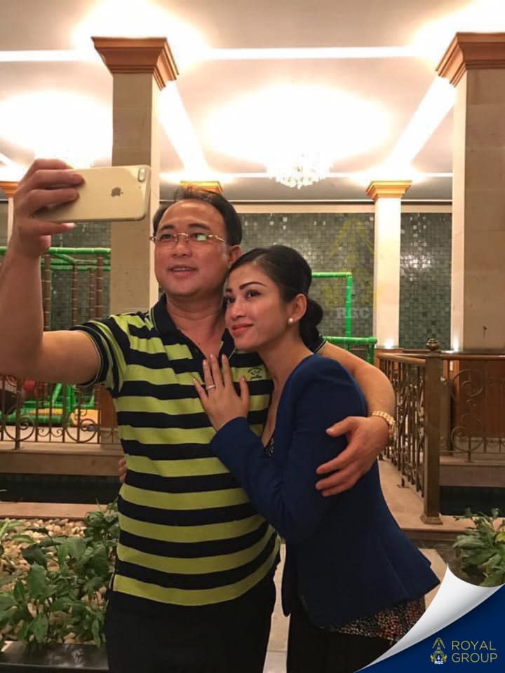 &nbsp; ឧកញ៉ា គិត​ ម៉េង ​និងភរិយា (រូបថ្មី)