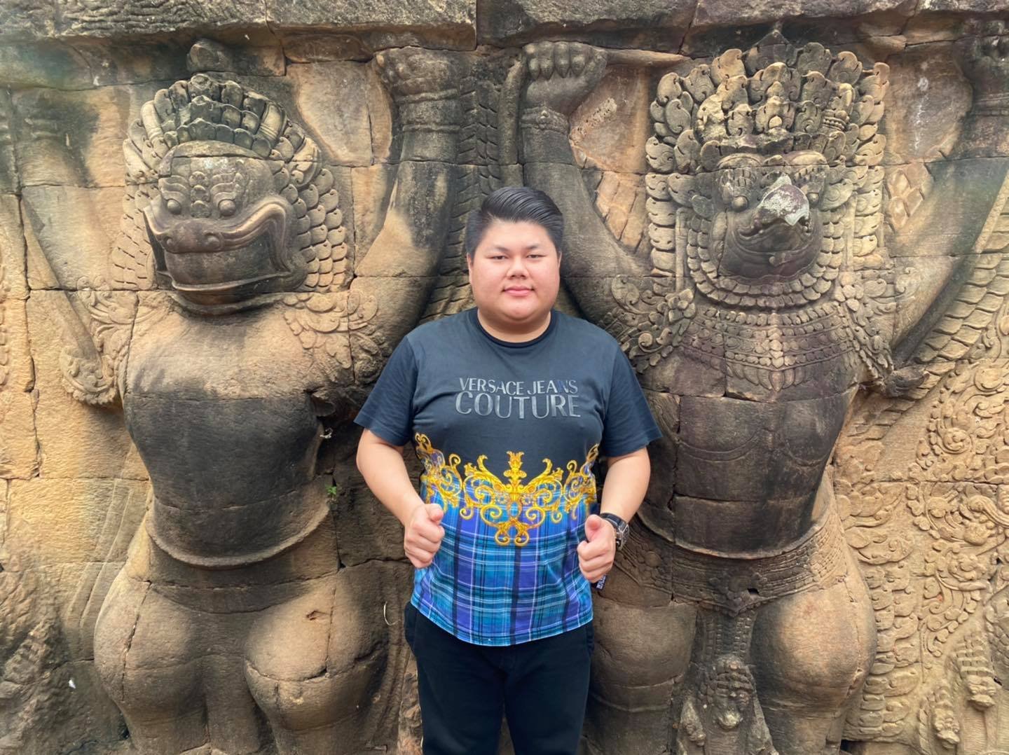 លោក ឌួង ឆាយ