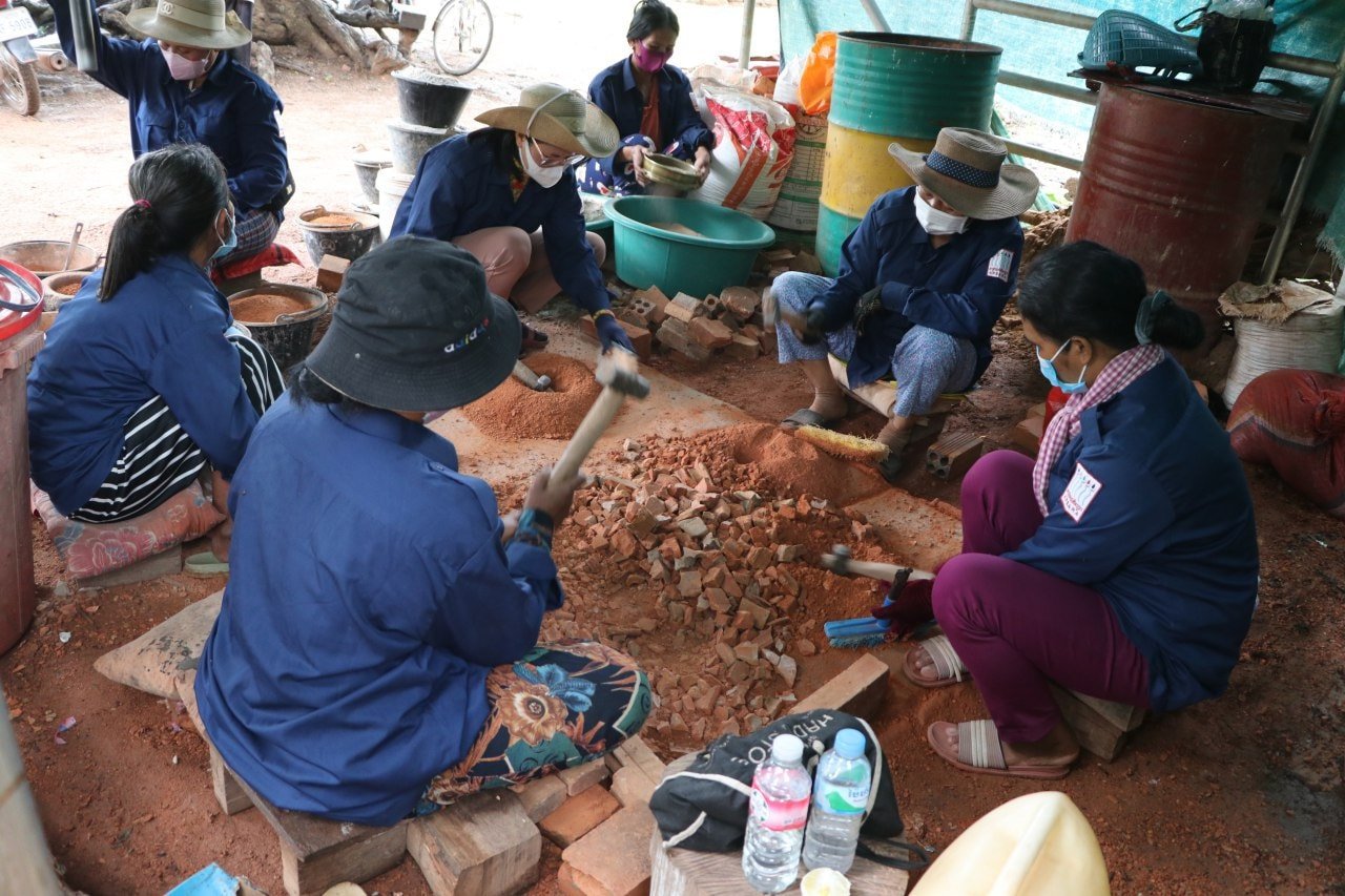 ការប្រើប្រាស់គ្រឿងផ្សំ សម្រាប់ផលិត គ្រឿងយកទៅជួសជុលប្រាសាទ