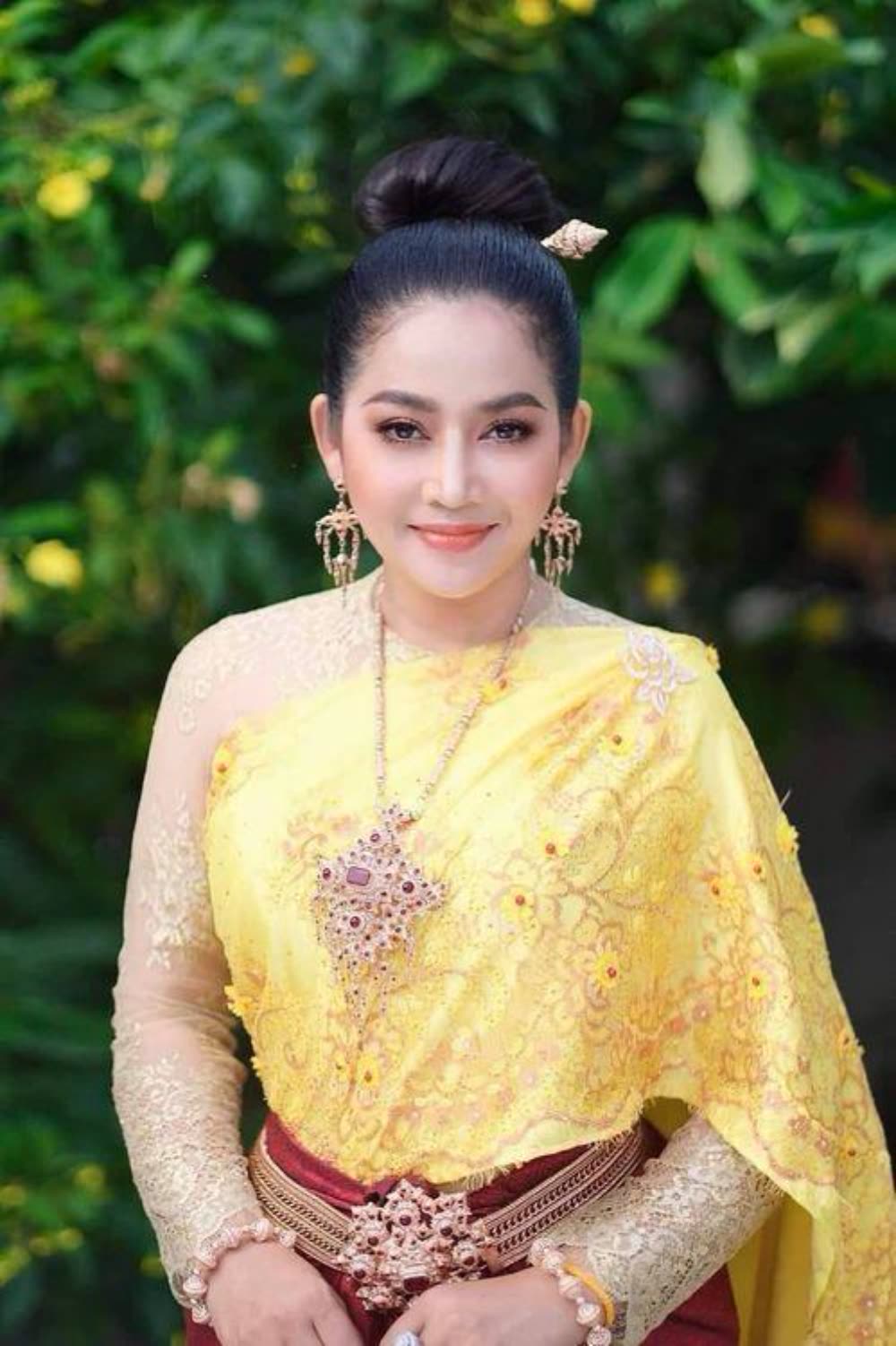 ខ្ញុង