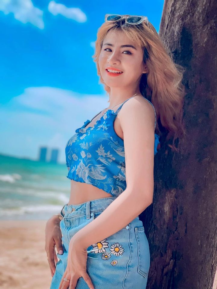 ឈីន រតនៈ (រូបថ្មី)
