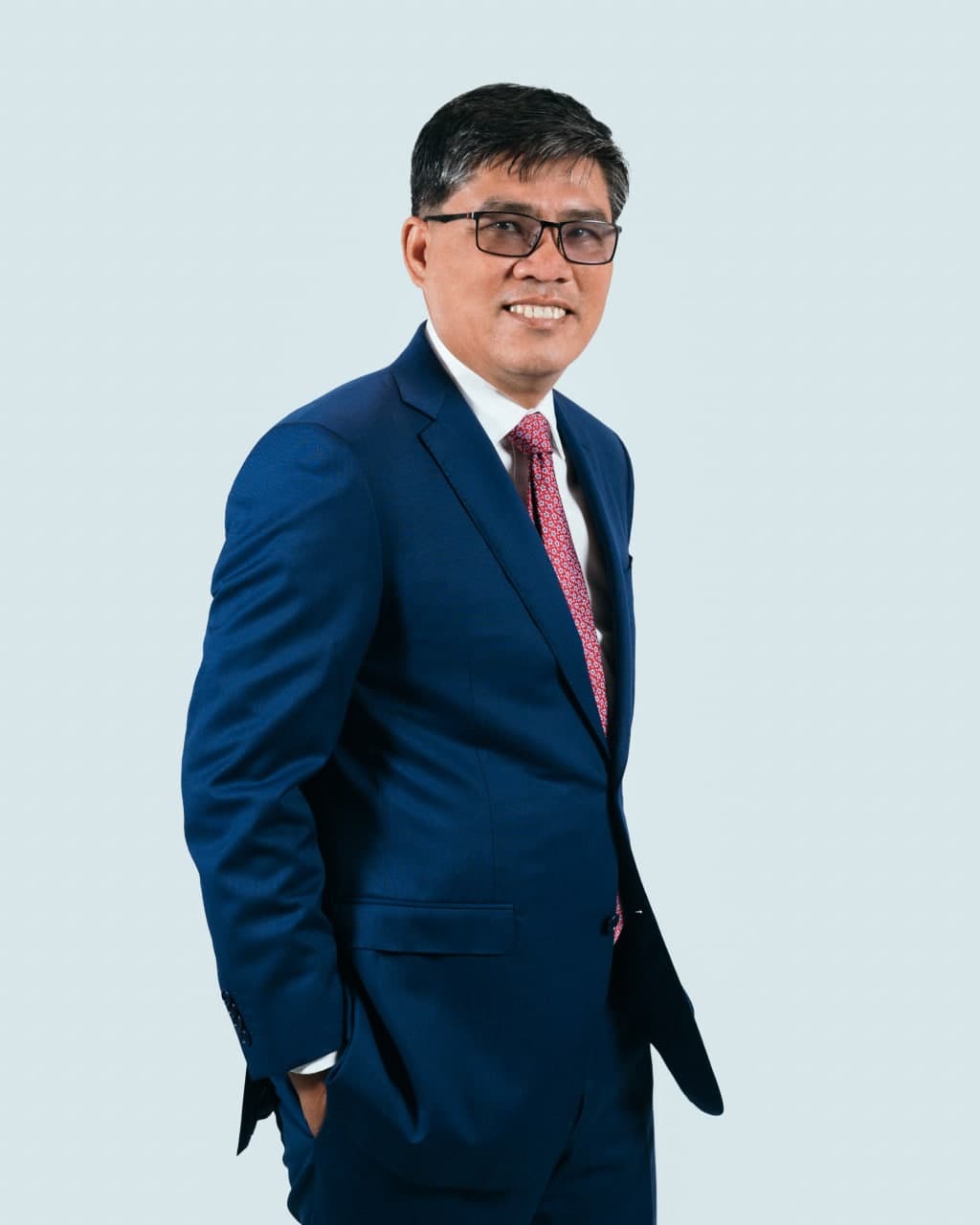&nbsp; លោក&nbsp;យក់ ចំរើនឫទ្ធិ&nbsp;ប្រធានក្រុមប្រឹក្សាភិបាល&nbsp;ហ្វតតេ ឡាយហ្វ៍ អឹសួរ៉ិនស៍ (ខេមបូឌា) ម.ក