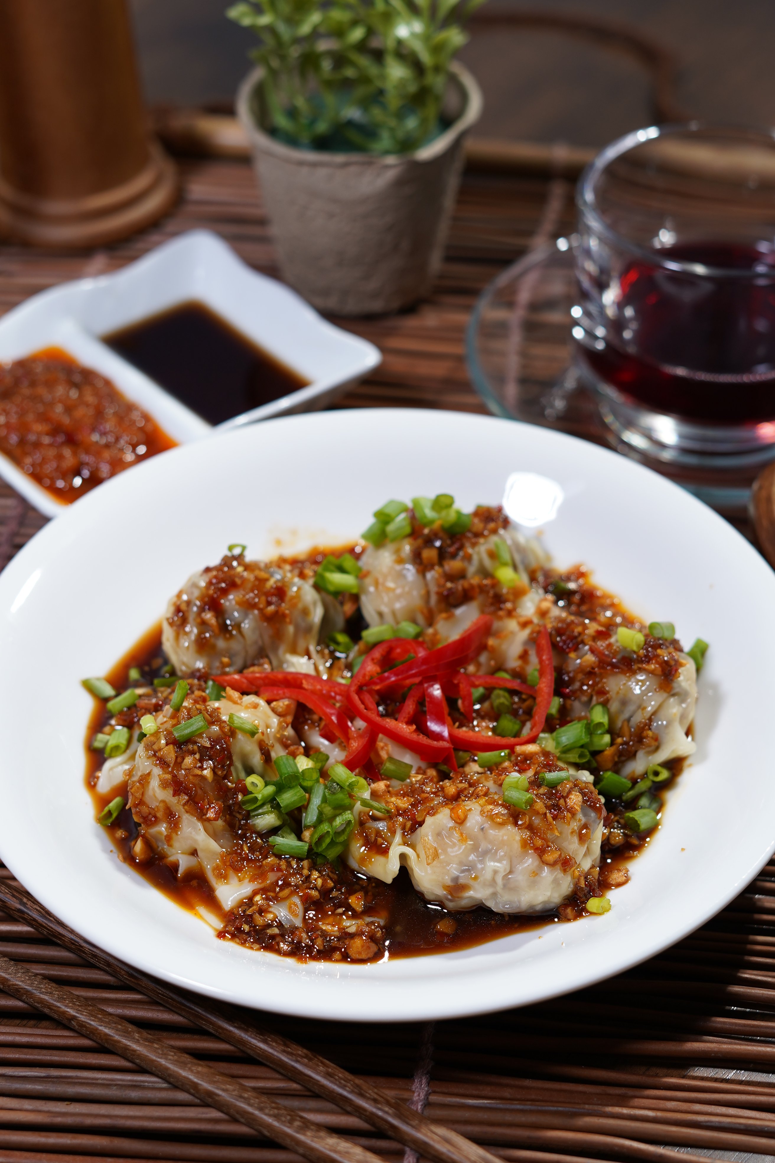 មុខម្ហូបនៅក្នុងហាង KIN Bun House