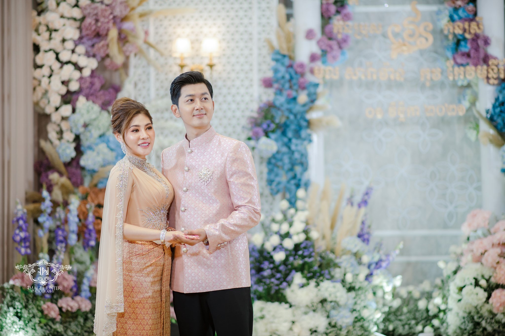 &nbsp; លោក&nbsp;ម៉ុល សារ៉ាវ៉ាន់ និង គូស្នេហ៍