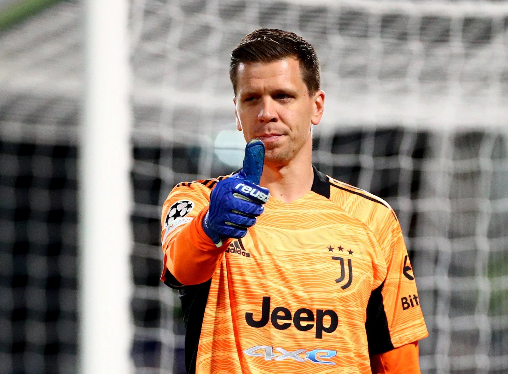 &nbsp; អ្នកចាំទី&nbsp;Wojciech Szczesny