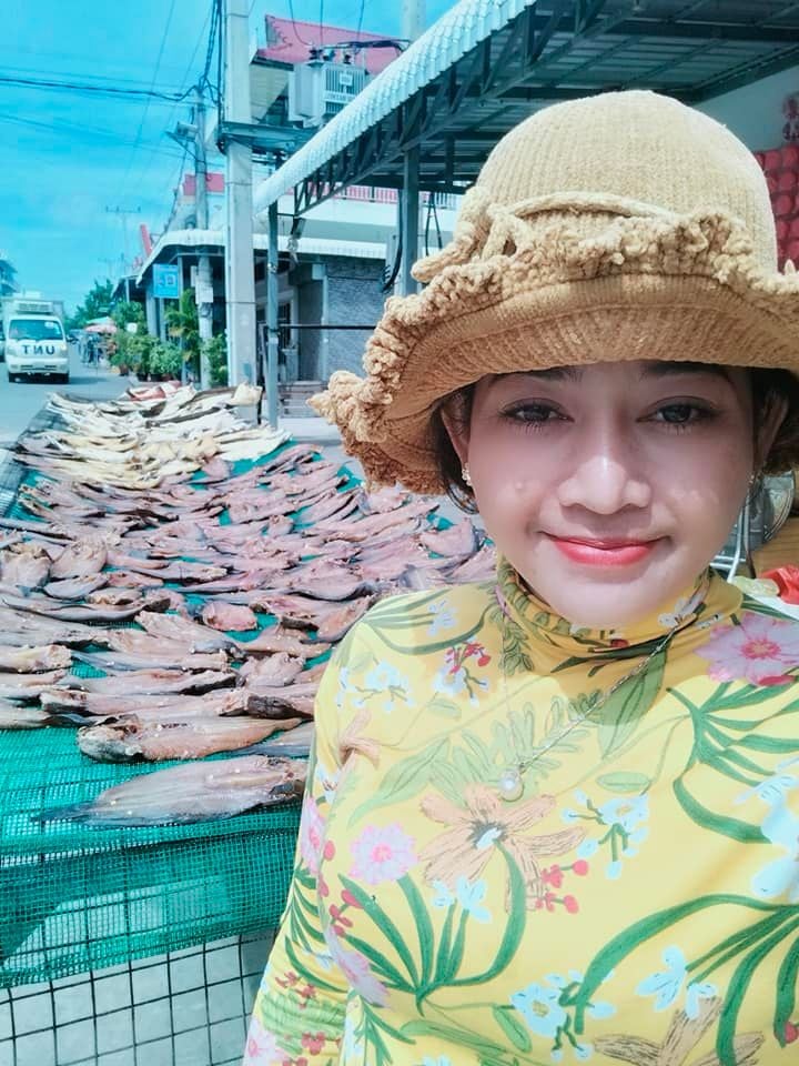 ខ្ញុង