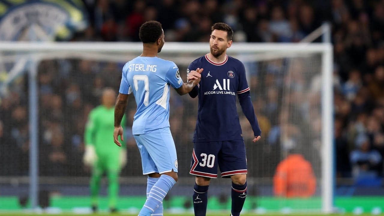 កីឡាករ Lionel Messi និង Raheem Sterling