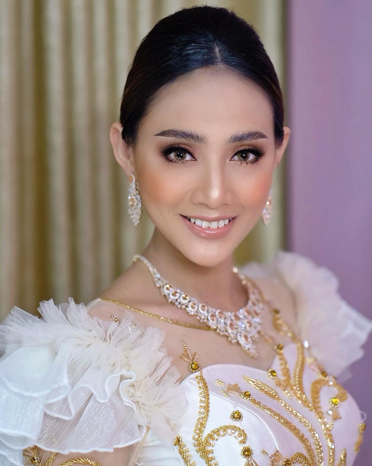 អ្នកនាង ឌុច លីដា&nbsp;