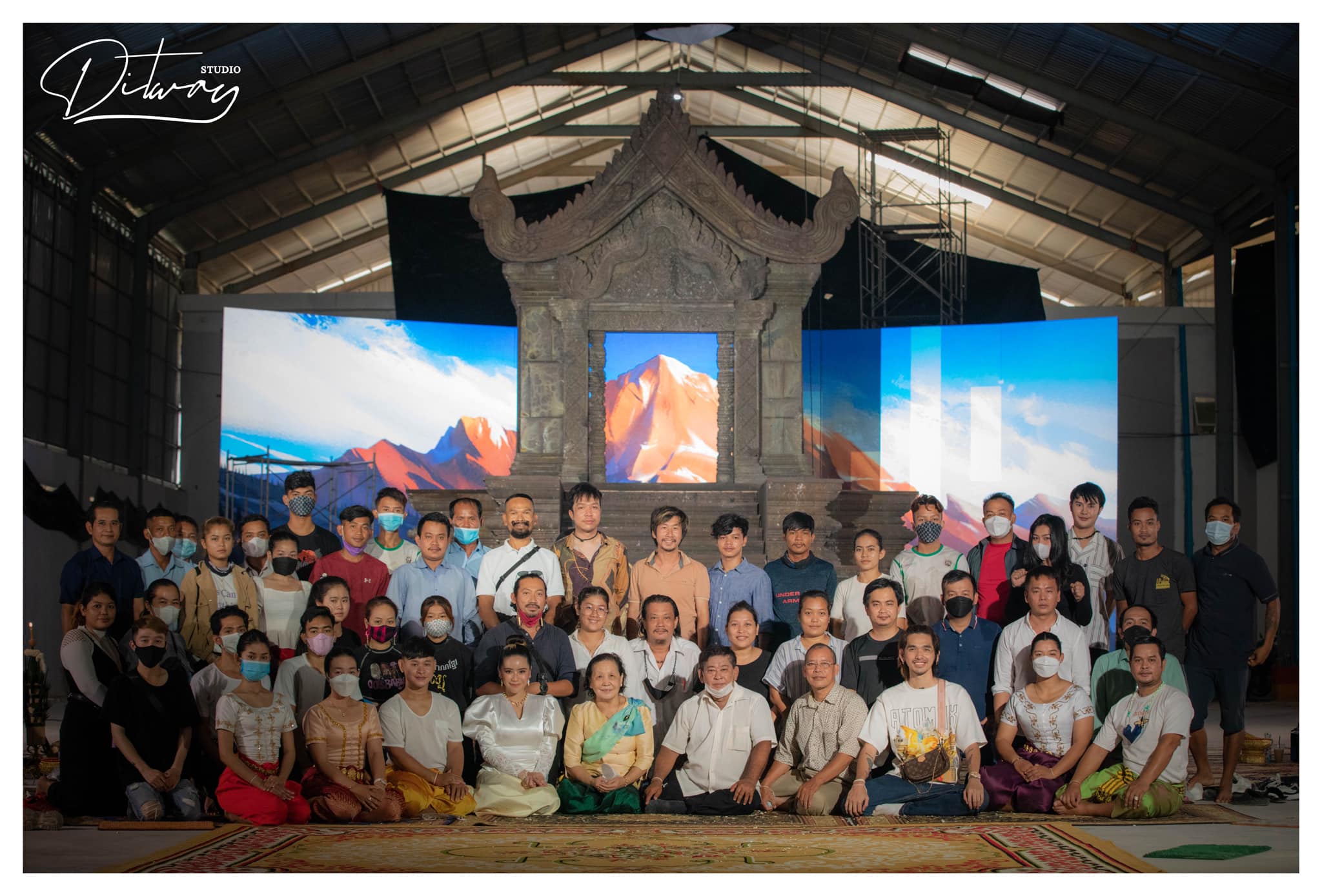 ពិធីគ្រងពាលី និង សំពះគ្រូ ក្នុងបទ វីរនារី