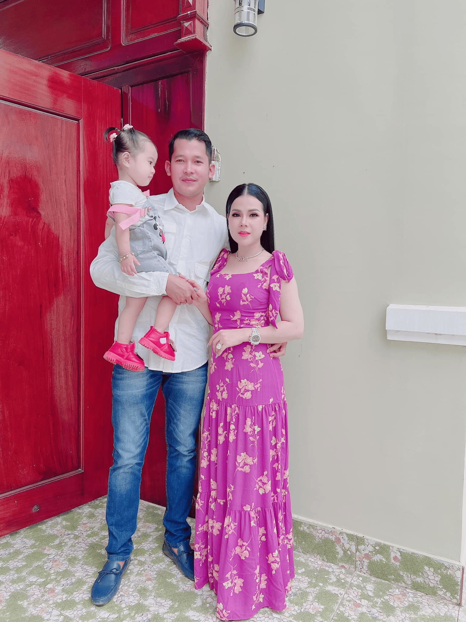 អ្នកនាង Love Riya និងគូស្នេហ៍ថ្មី