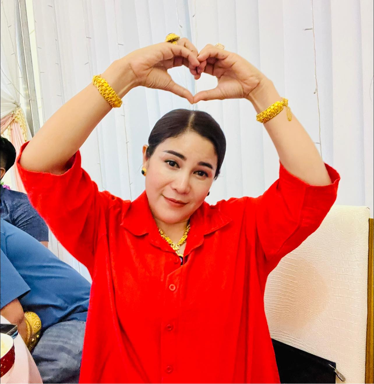 អ្នកនាង ឈួន សុវណ្ណឆៃ&nbsp;